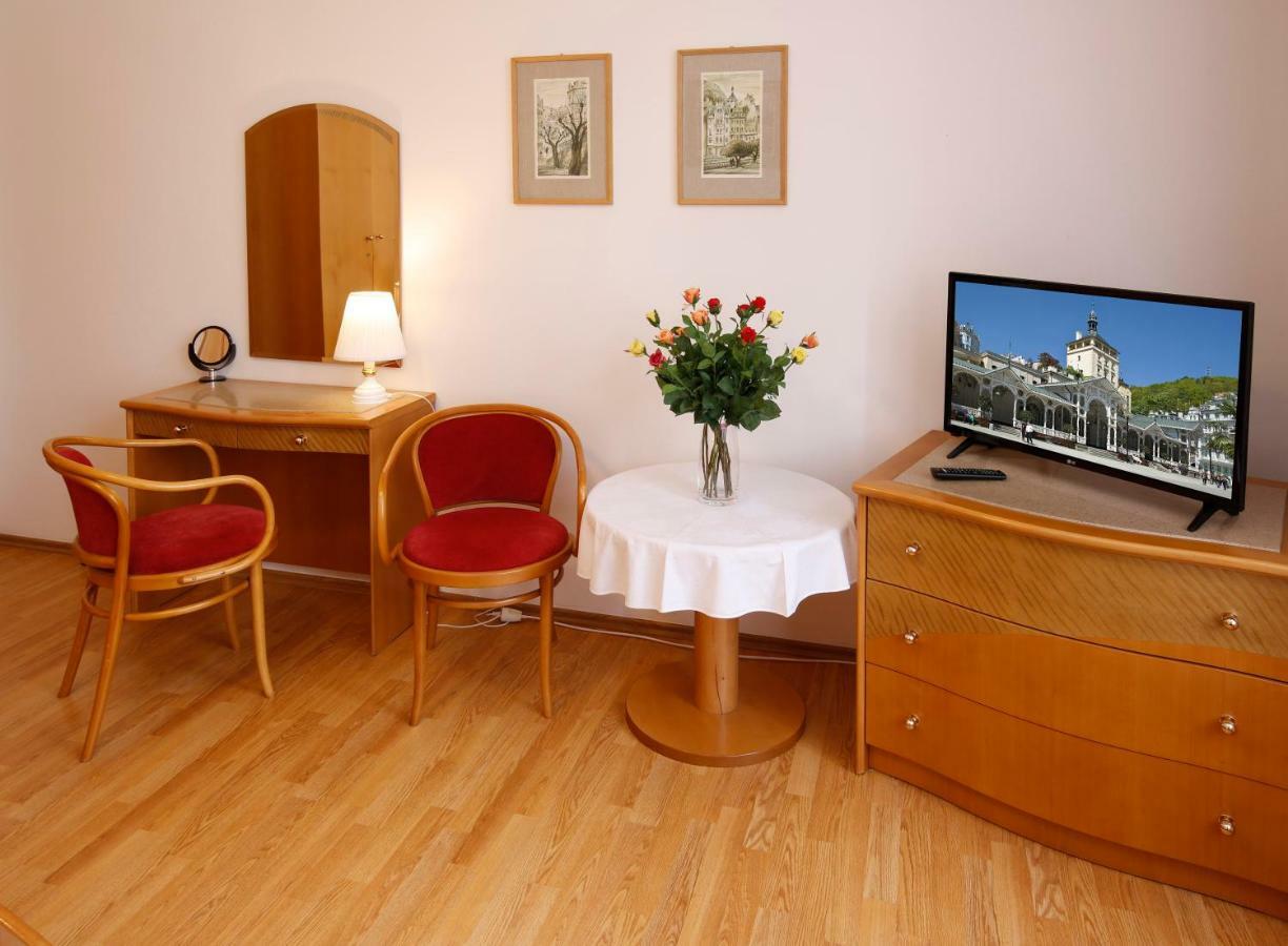 קרלובי וארי Apartman Moravska מראה חיצוני תמונה